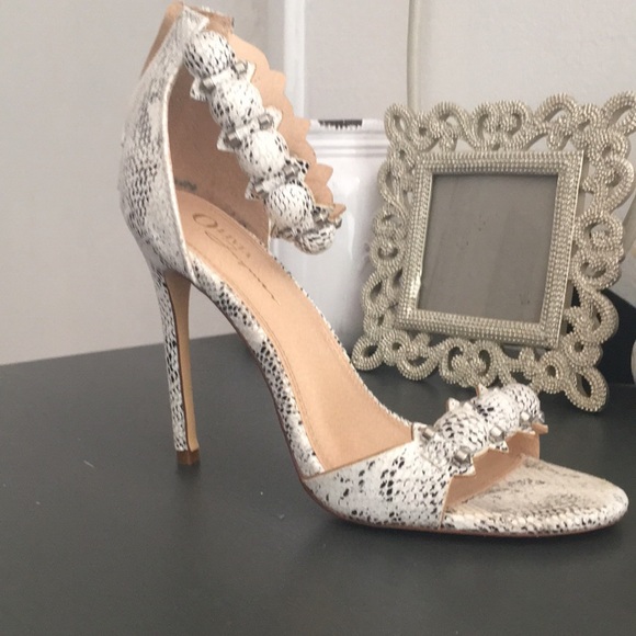 High heels size 9.5 US - Picture 1 of 5